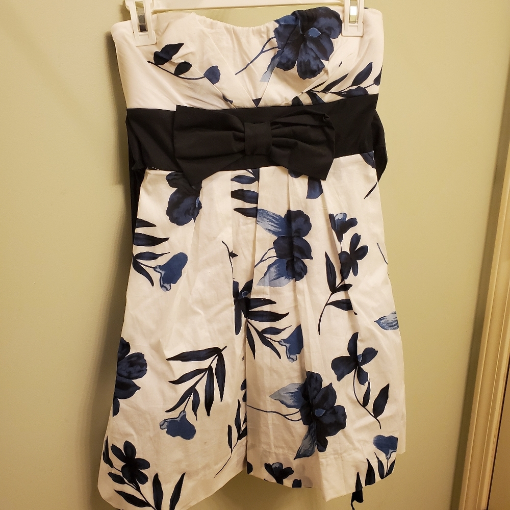 Short Strapless Dress